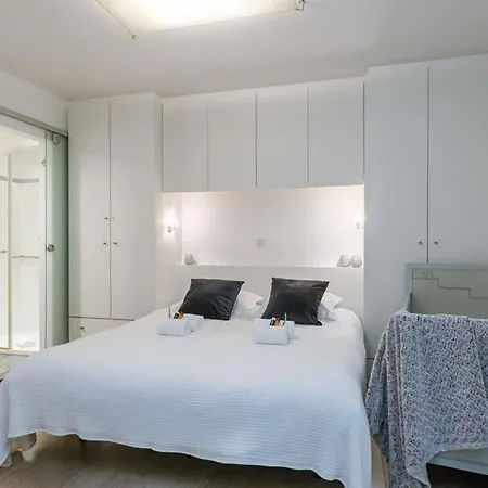 Huswell - Modern And Spacious With Terrace Knokke-Heist